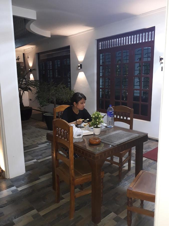 Hewage Resort Anurâdhapura Extérieur photo